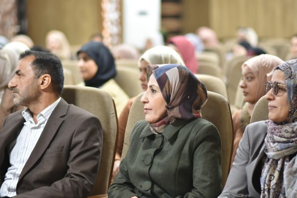 قسم الكيمياء ينظم حفل استقبال طالبات المرحلة الاولى4
