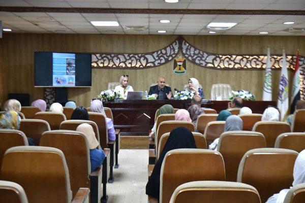 كلية علوم بنات تنظم اجتماعاً تعريفياً حول آلية تطبيق الضمان الصحي3
