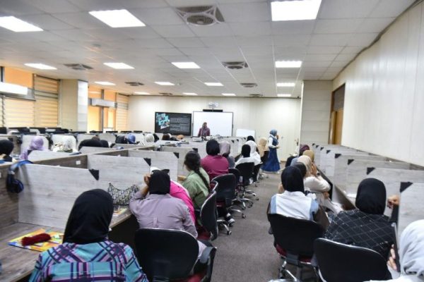 ورشة عمل بعنوان استخدام الذكاء الاصطناعي يقيمها قسم الحاسوب111