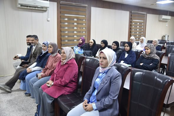 قسم الكيمياء يقيم ندوة إرشادية بعنوان المخدرات والتفكك الاسري في كلية العلوم للبنات3