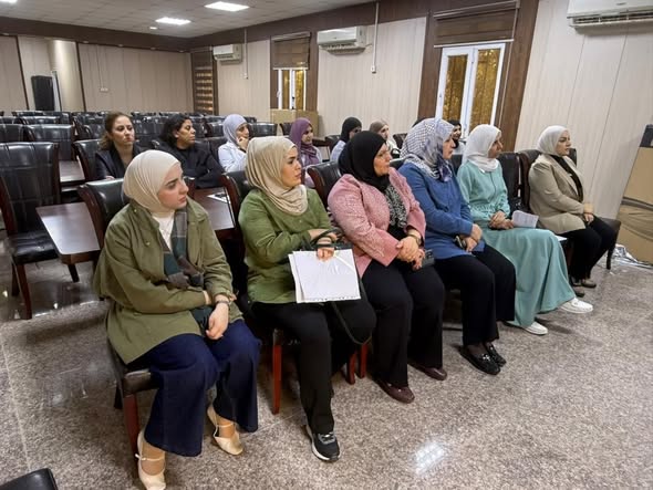 المواد الكيميائية في عمليات التجميل اللاجراحية ورشة تنظمها وحدة التعليم المستمر في كلية العلوم للبنات2
